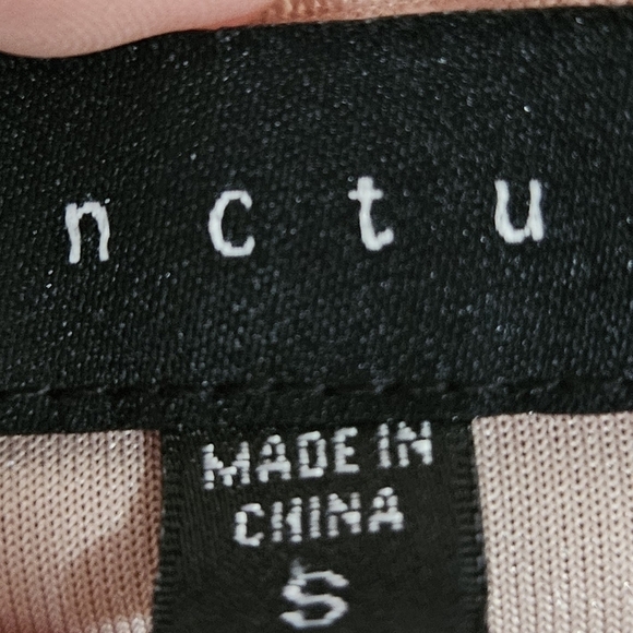 Sanctuary velvet like cold shoulder top size small - Picture 5 of 10